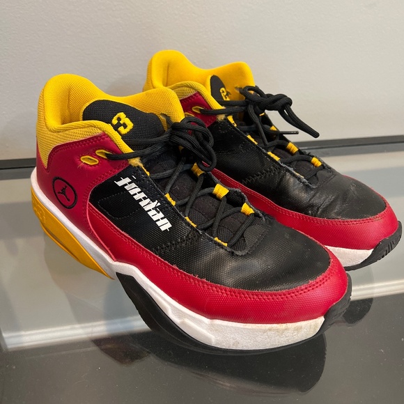 Jordan Other - Nike Jordan boys max aura 3 SE size 6